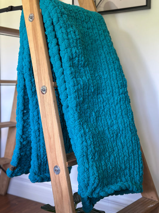 Throw-type blanket (62x30)